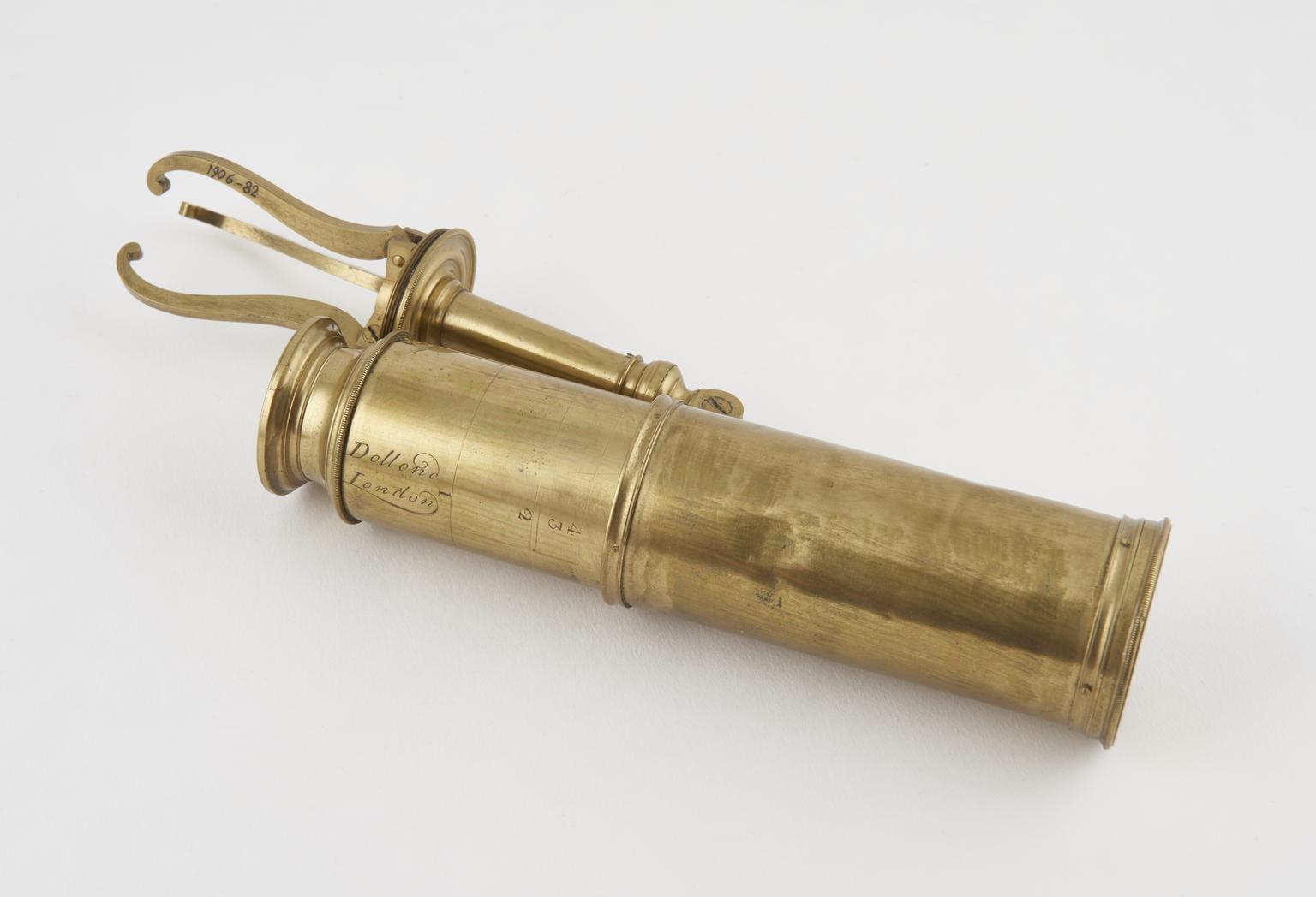 La lunette astronomique